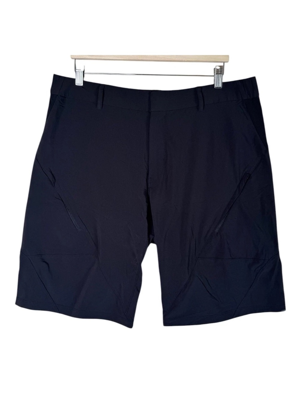 Lululemon Mountain Side Shorts 11" Black Men's Size 38 Hiking Biking Training